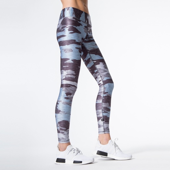 Terez Women Tall Band Performance Legging NWT - Picture 3 of 8